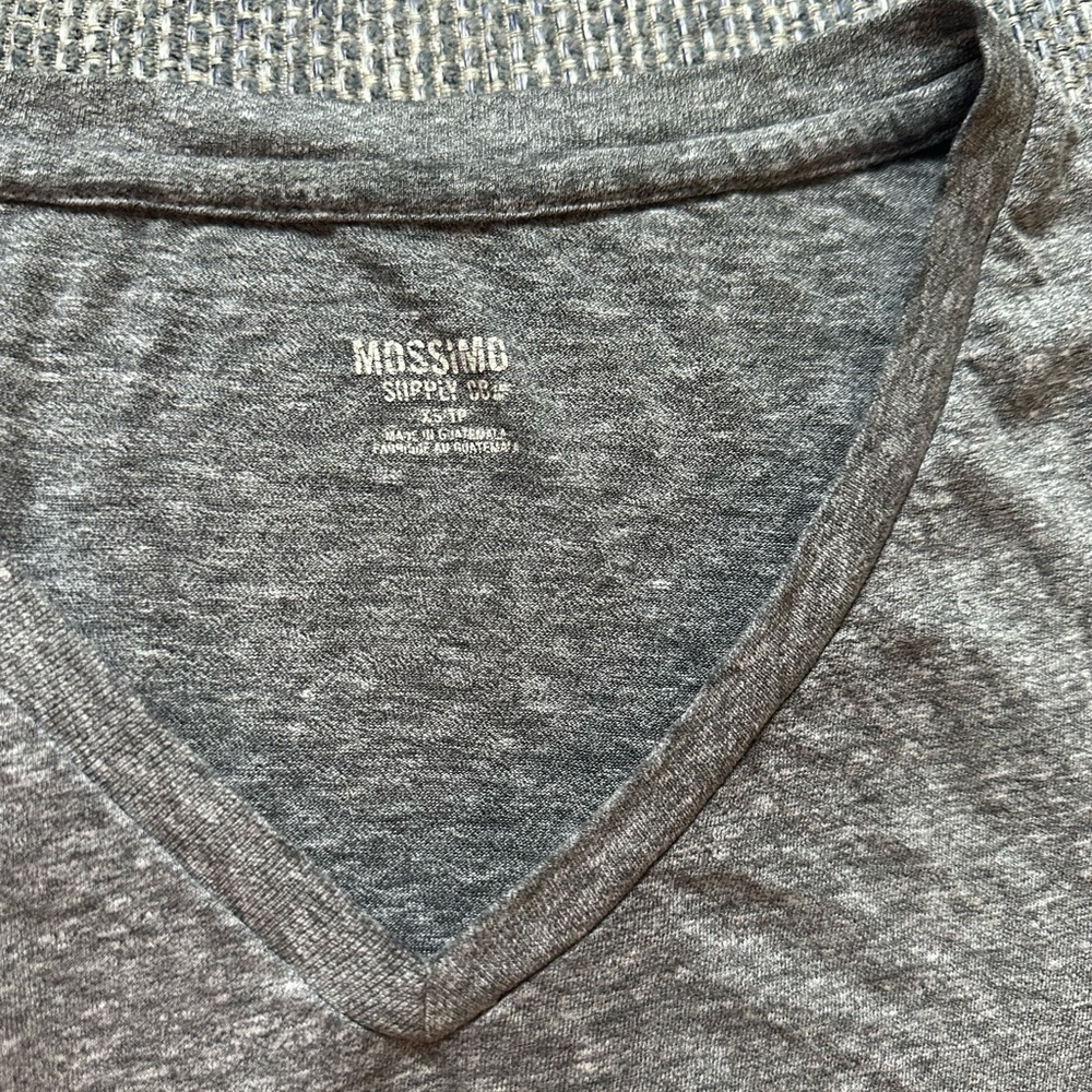 ๐๐งกBundle of 4 Target Brand Womenโs Tees | Gently Worn | XS ๐๐งก - Picture 3 of 4